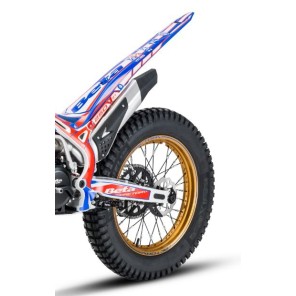 Beta Evo Factory Bakskjerm 125-300 Blå 21 (inkl dekal)